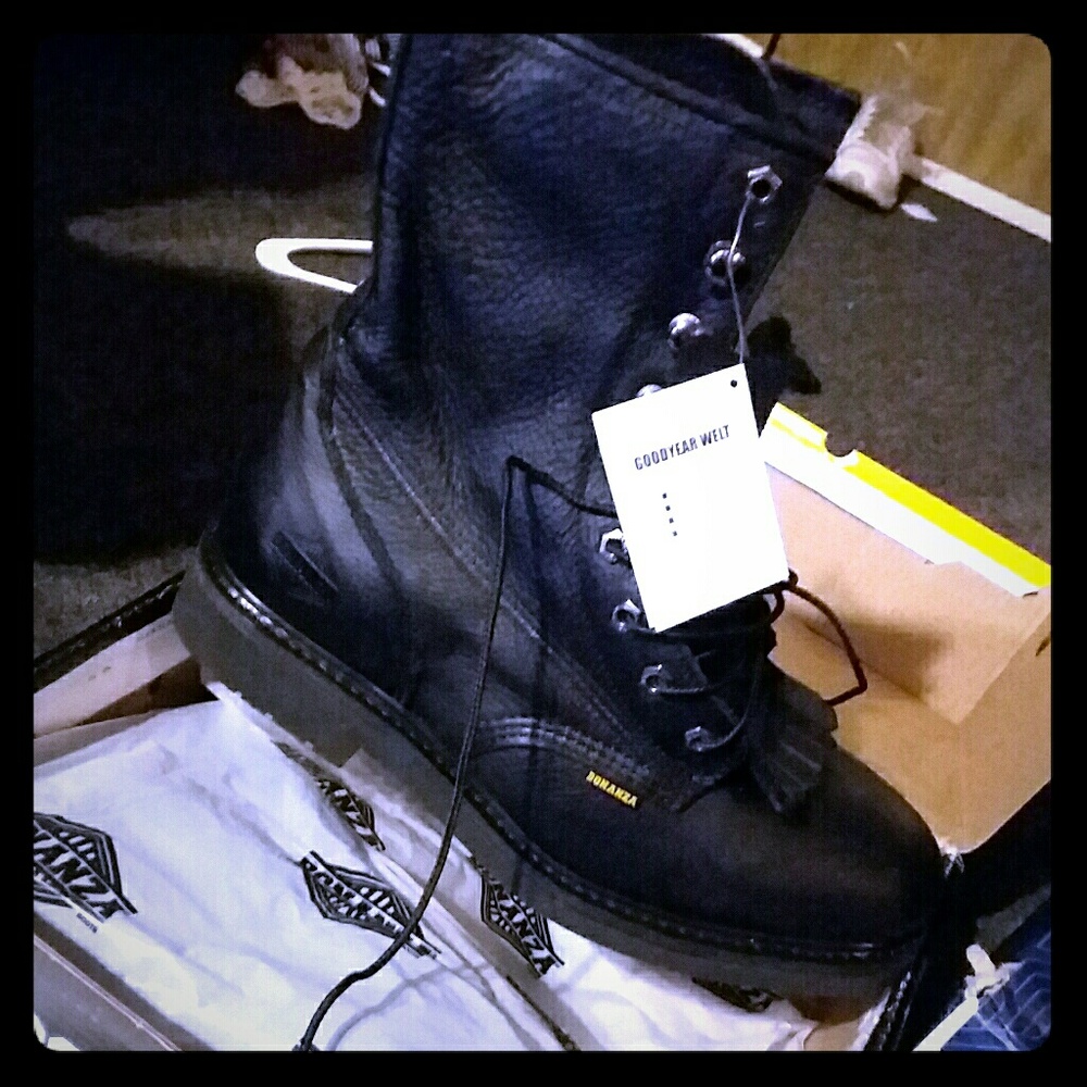 Mens boots
